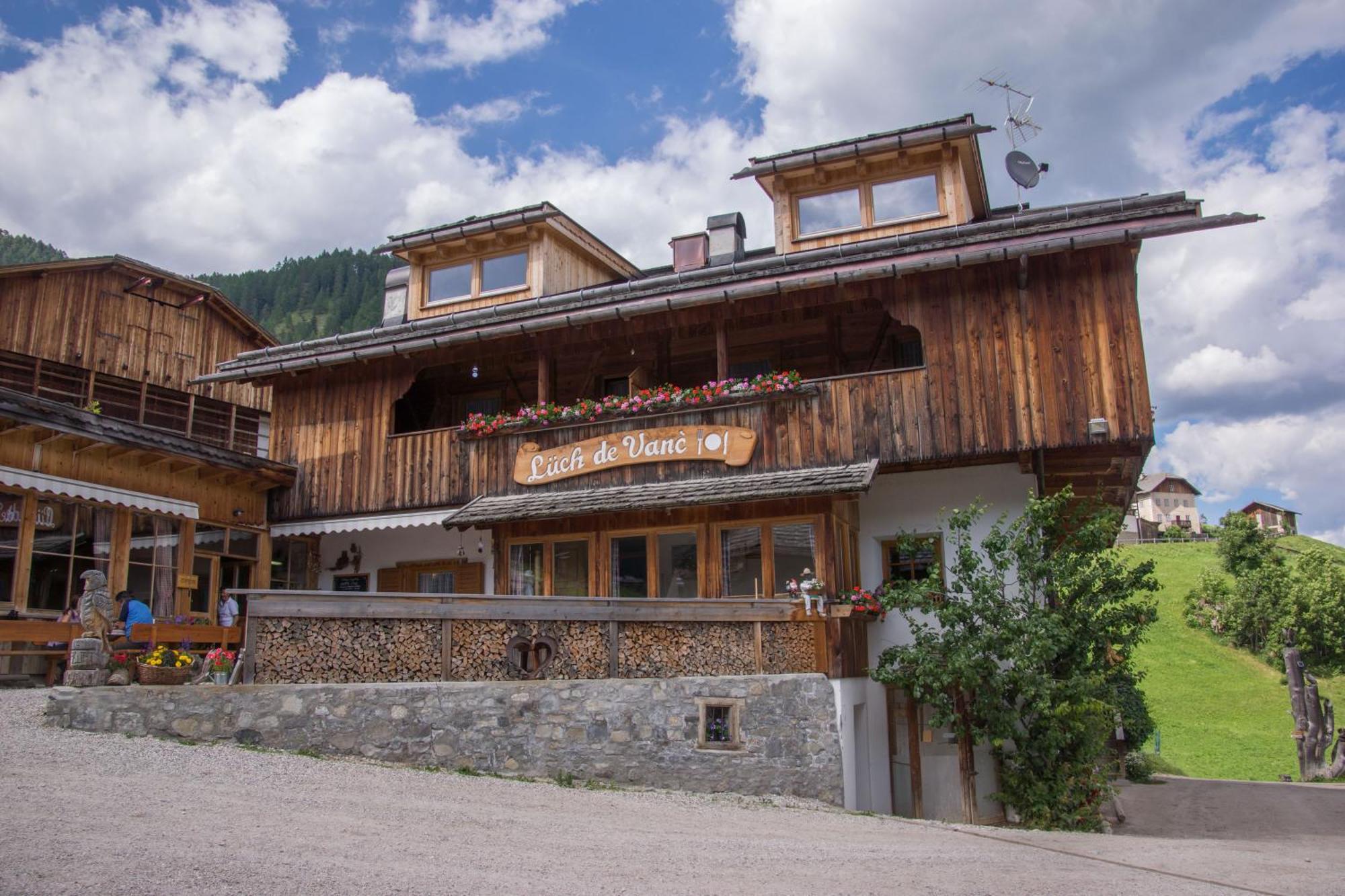 Agriturismo Luech De Vanc San Martino in Badia Ngoại thất bức ảnh